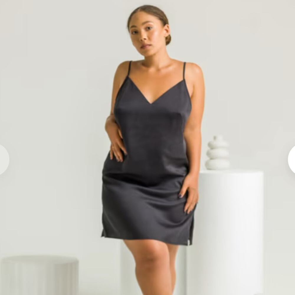 Ettitude Sateen Medium Slip Dress Sleep Lounge Dress Onyx Black